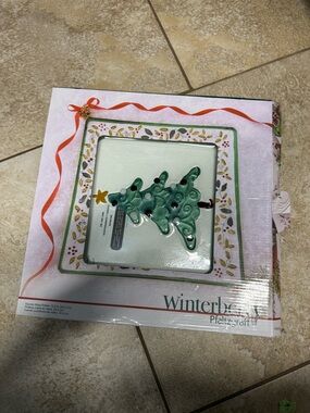 Pfaltzgraff Winterberry Green and Gold Christmas Tree Glass Platter